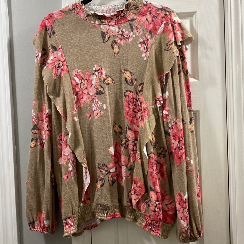 Size XXL shirt from Maurice’s
